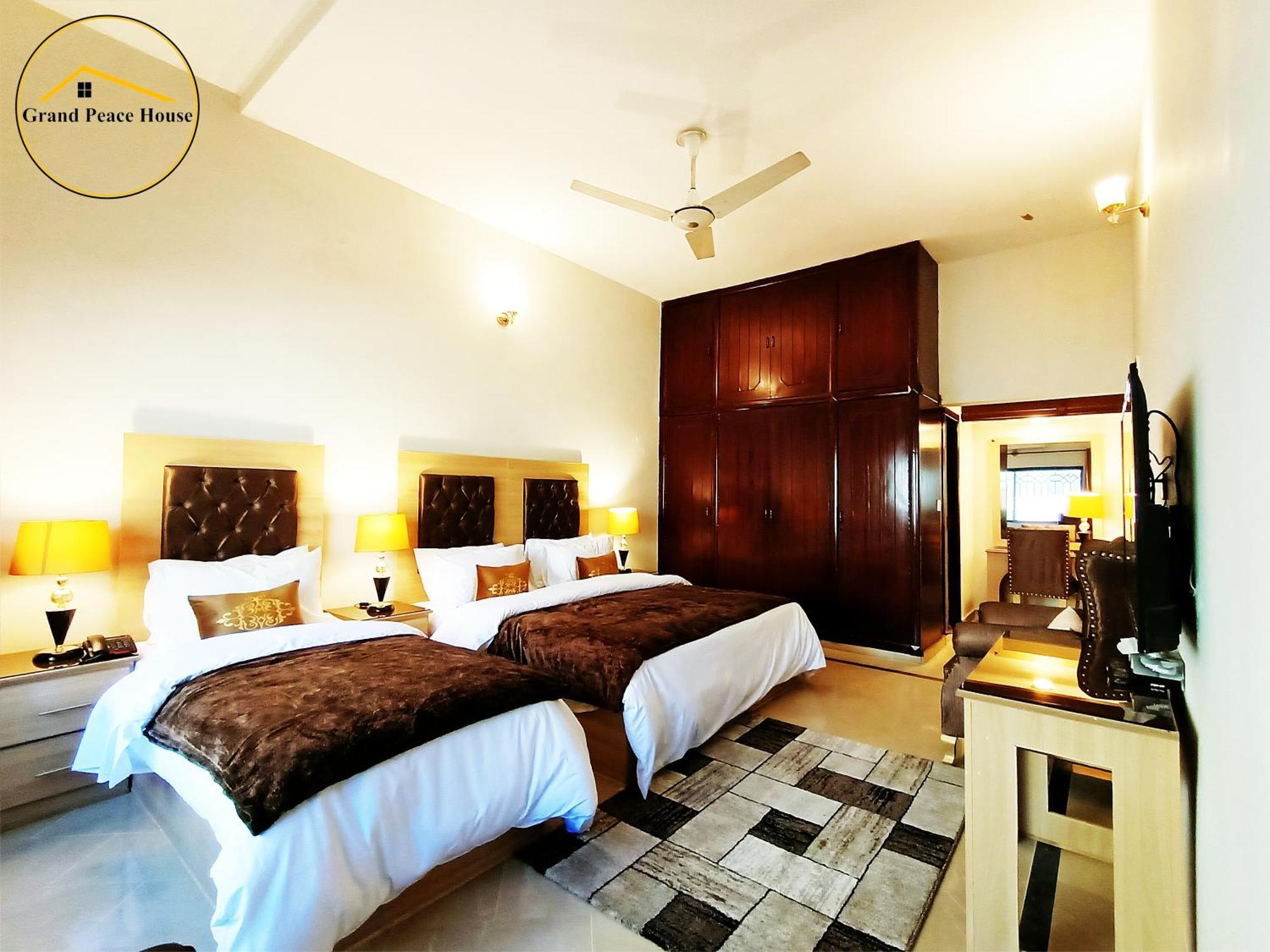 Grand Peace House I Bed & Breakfast Islamabad Exterior foto